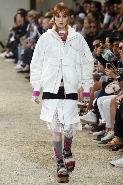 Look 8